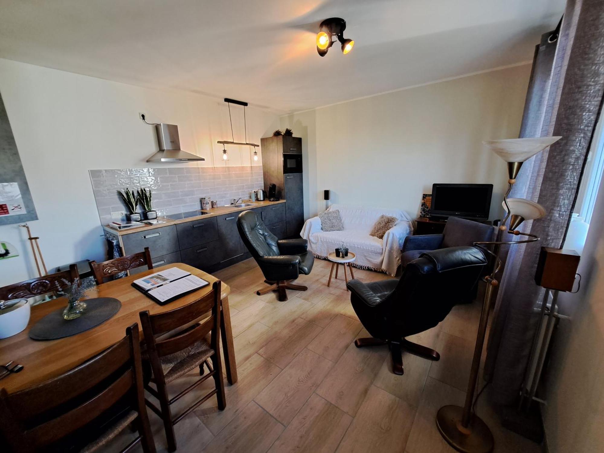 De Bloementuin / A Viragoskert Apartmán